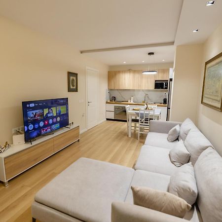 Observatori Apartment Tirana Esterno foto