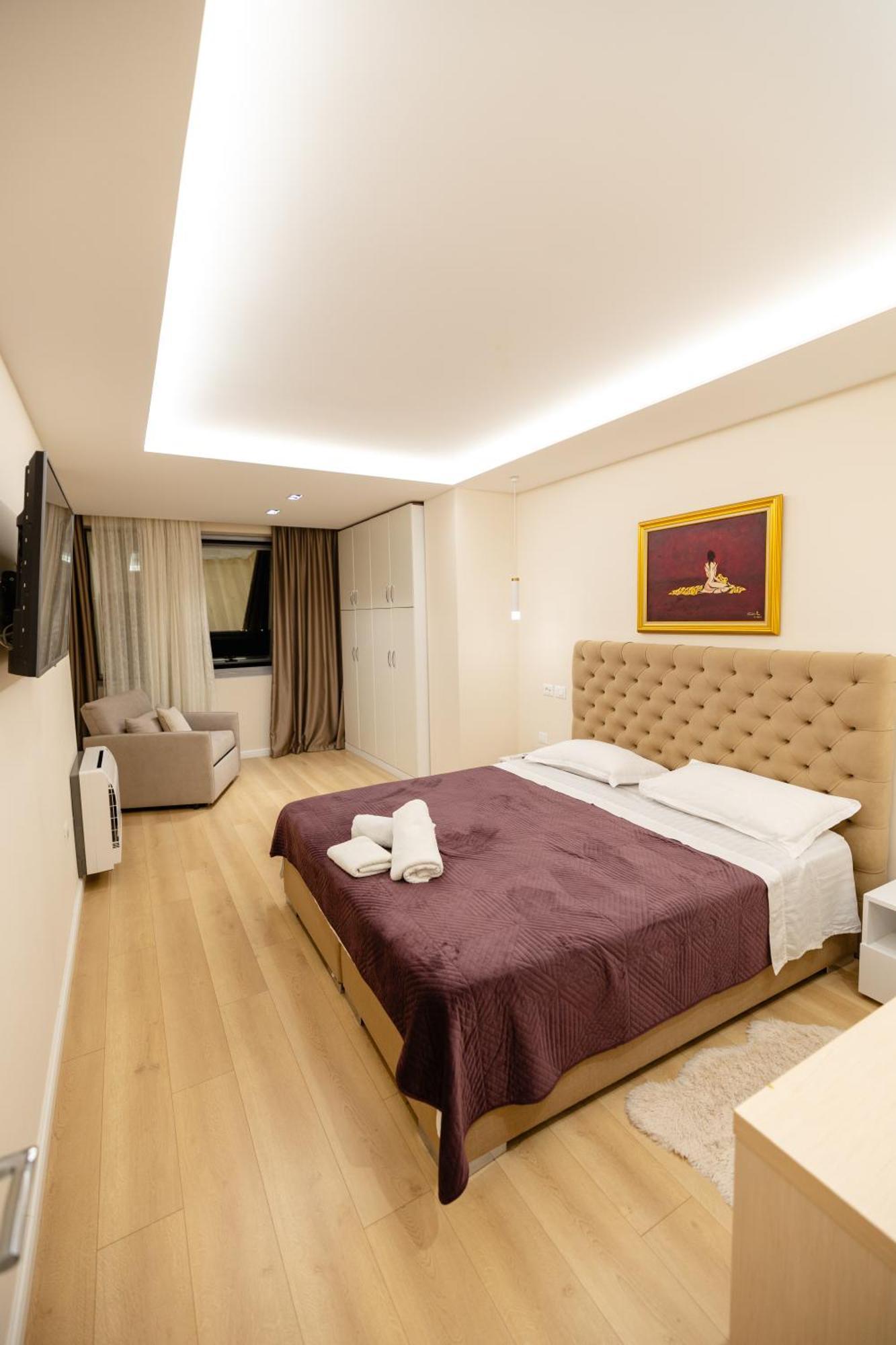 Observatori Apartment Tirana Esterno foto