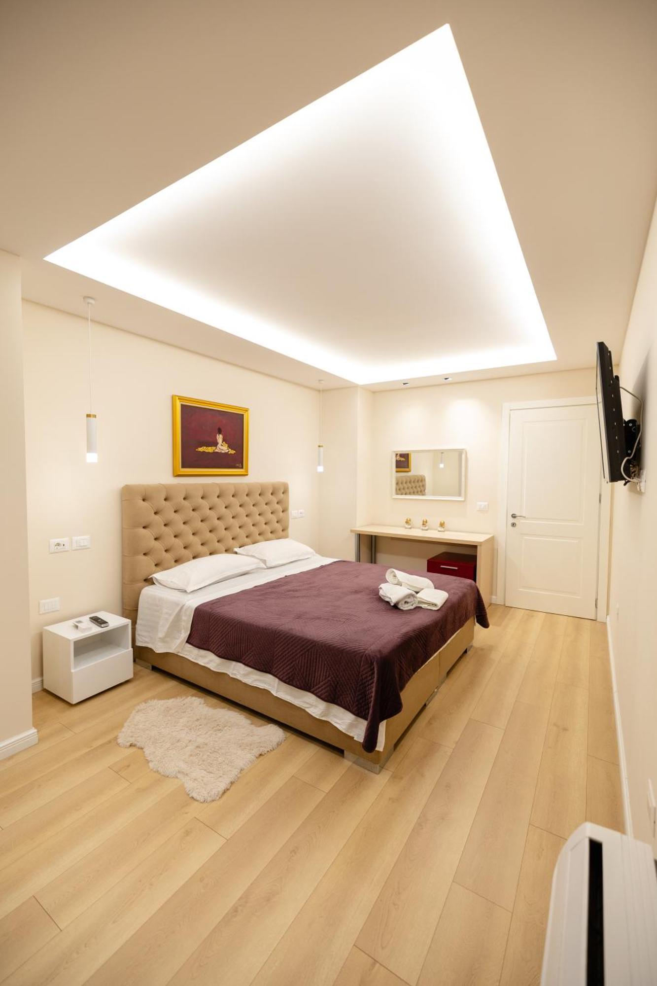 Observatori Apartment Tirana Esterno foto