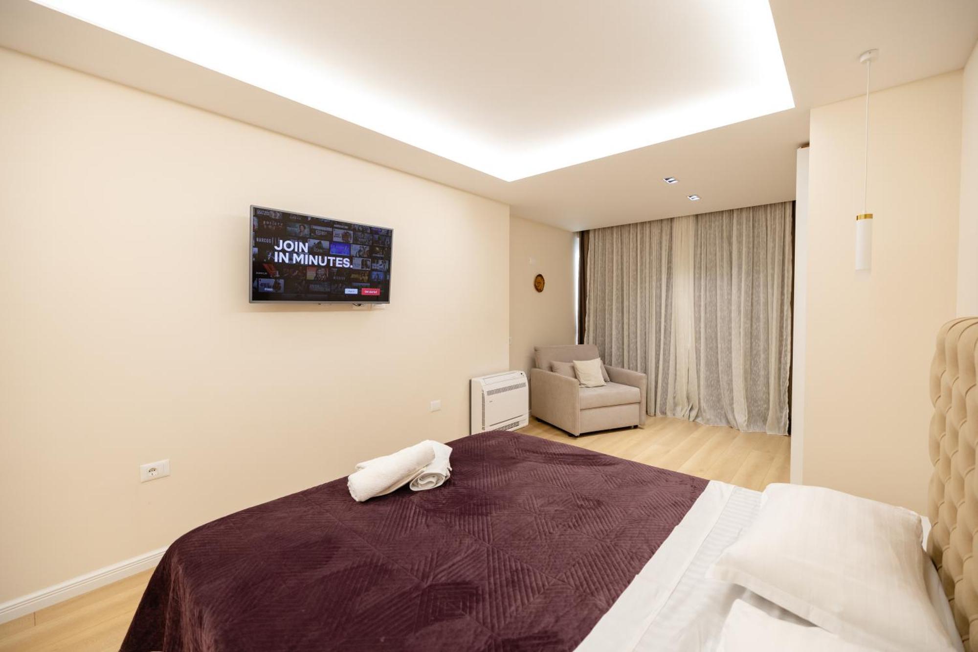Observatori Apartment Tirana Esterno foto
