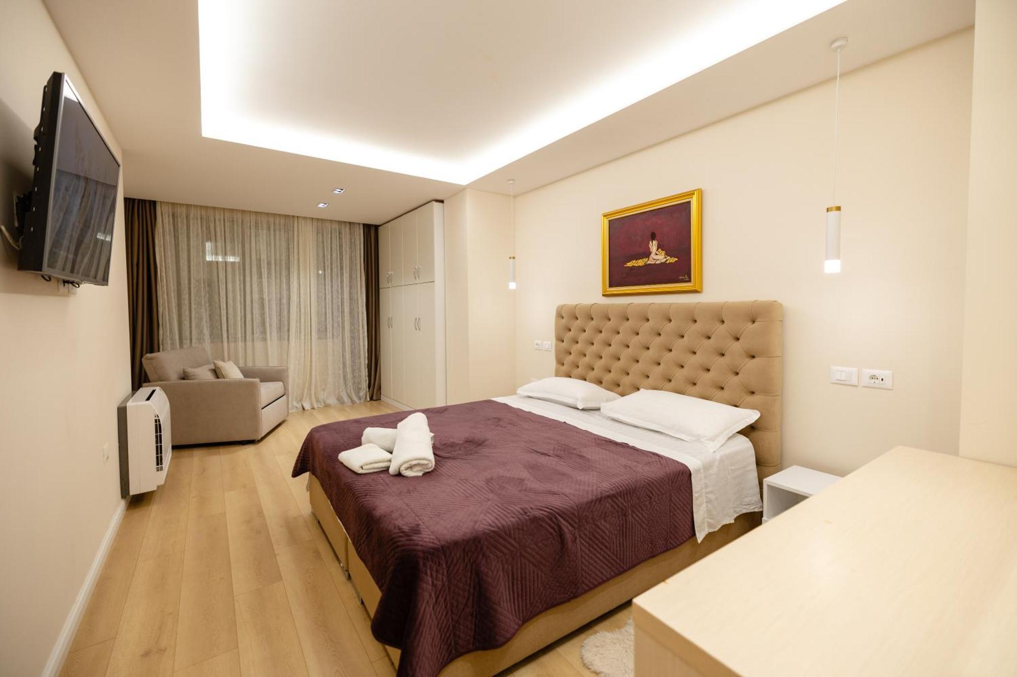Observatori Apartment Tirana Esterno foto