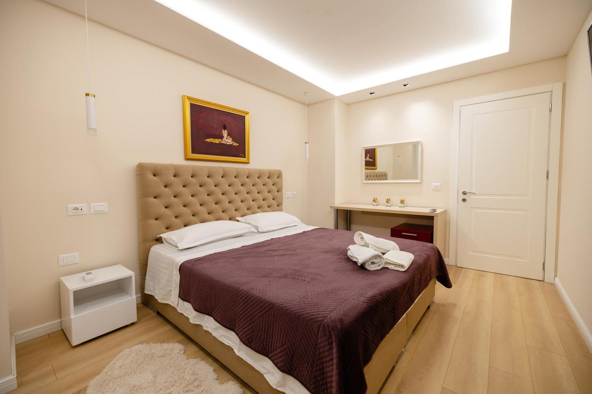 Observatori Apartment Tirana Esterno foto