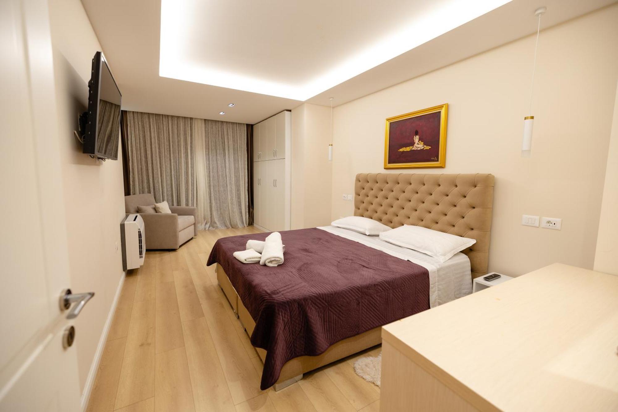 Observatori Apartment Tirana Esterno foto