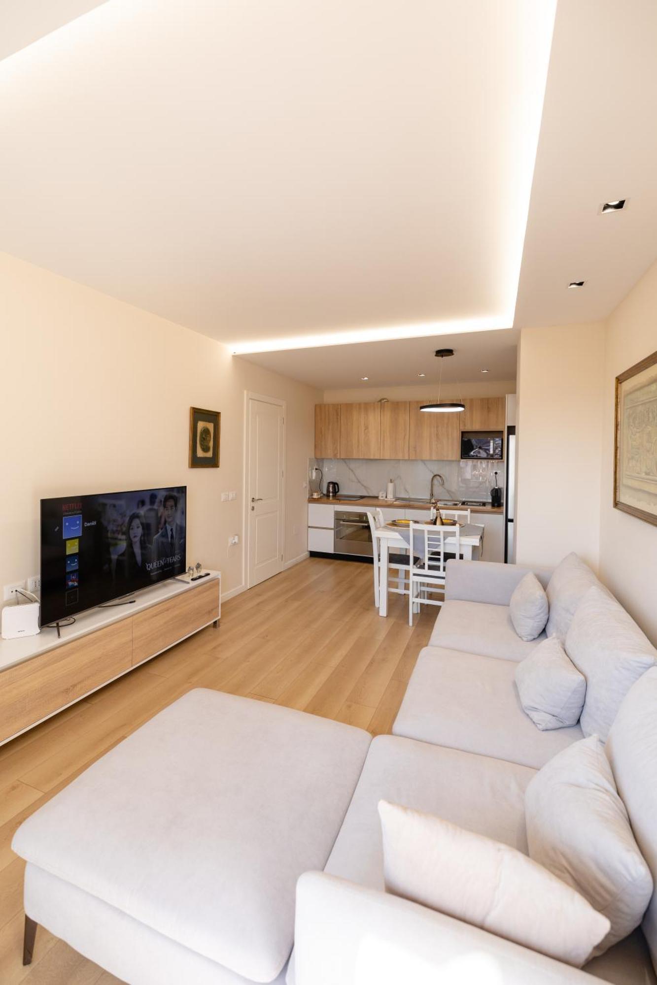 Observatori Apartment Tirana Esterno foto